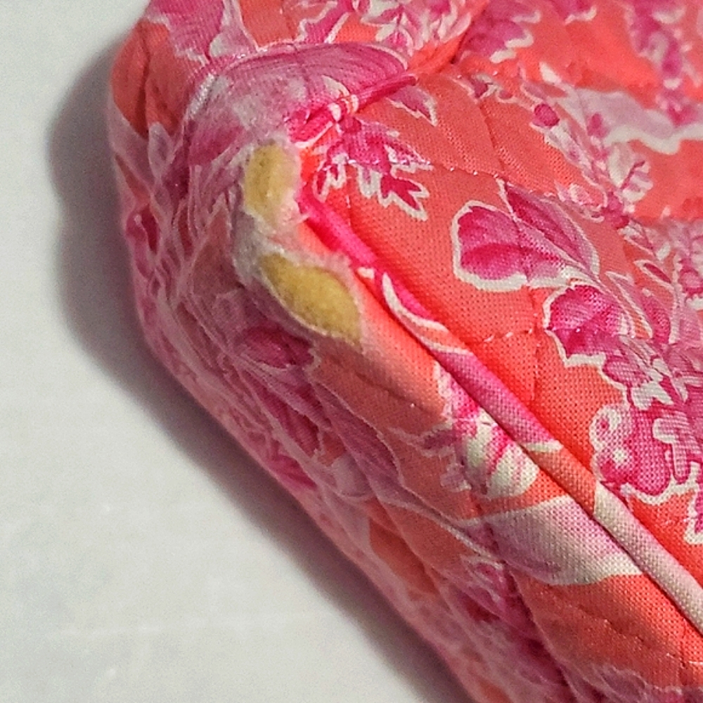 Vera Bradley pink salmon floral quilted crossbody bag - Picture 14 of 15